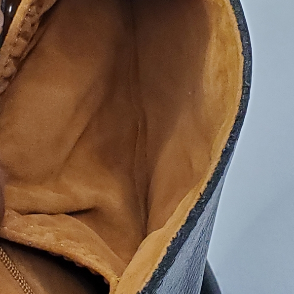 PATRICIA NASH Black Leather BELT BAG With Carry Wrist Strap Excellent Condition - Picture 10 of 16